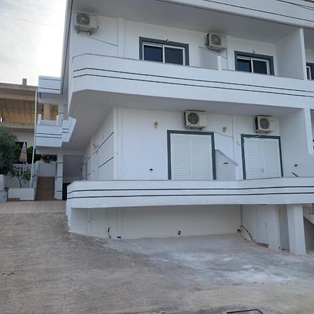 Vila Ergys Ksamil Buitenkant foto